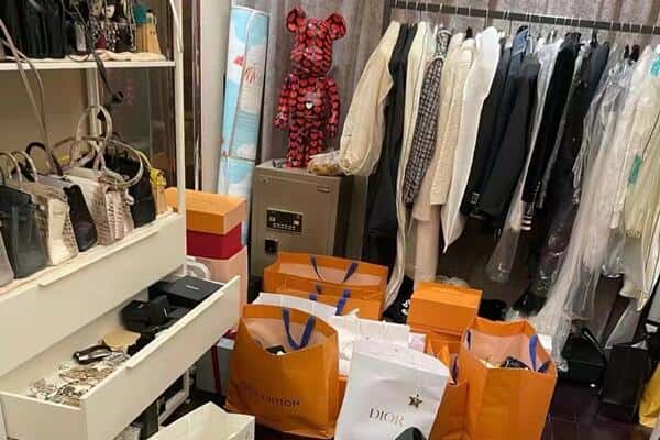 合山市回收一线品牌衣服